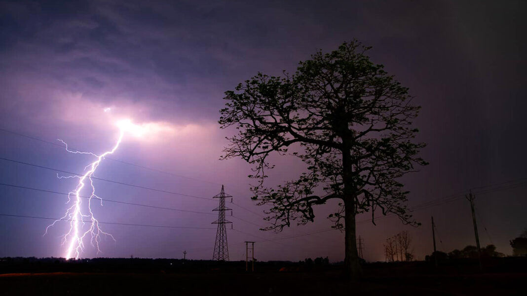 How to Protect Your Family During Lightning Storms